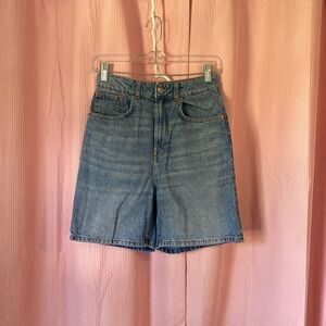 H&M High-Waisted Mom Jean Shorts